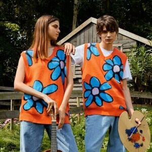Romwe | Unisex Orange & Blue Floral Pattern Sweater Vest